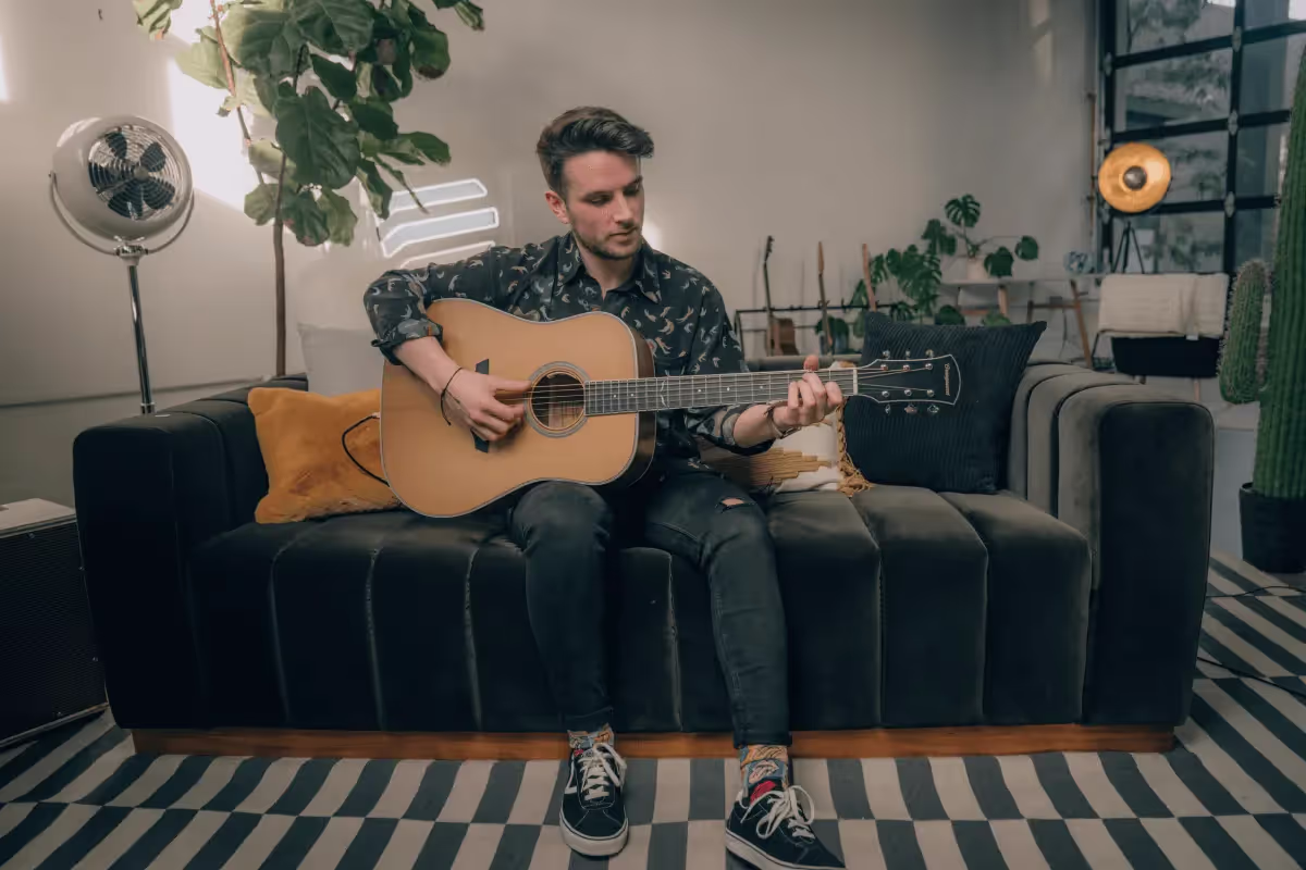 How to Learn Guitar By Yourself: A Step-by-Step Guide for Beginners